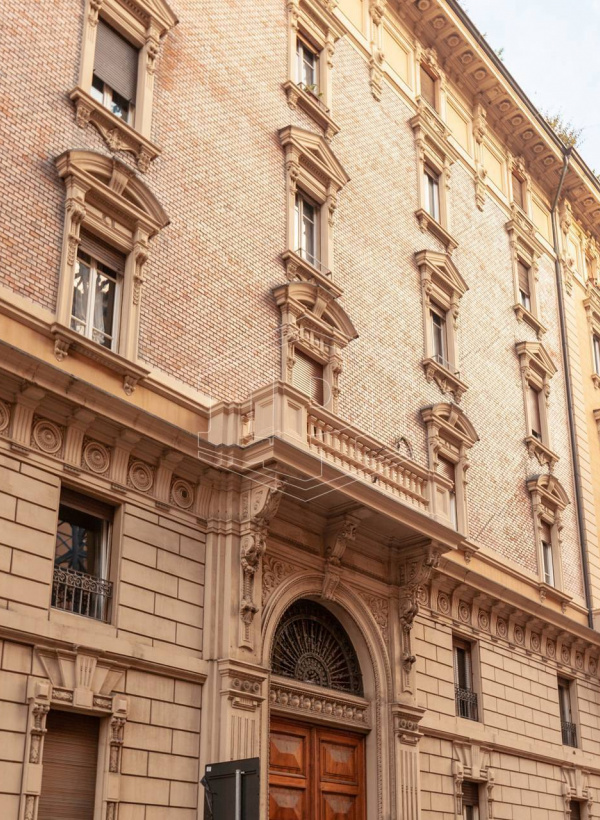 Appartamento in centro, adiacenze via Galliera, Bologna (BO)