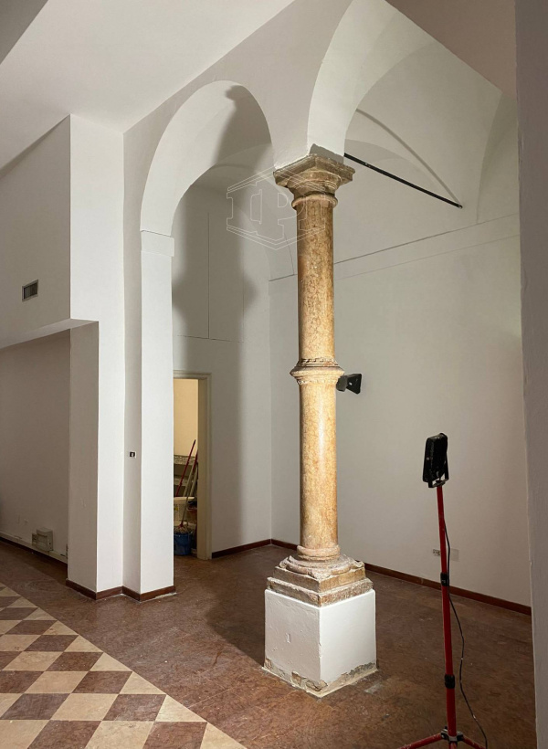 Locale commerciale in Centro, Strada Maggiore, Bologna (BO)