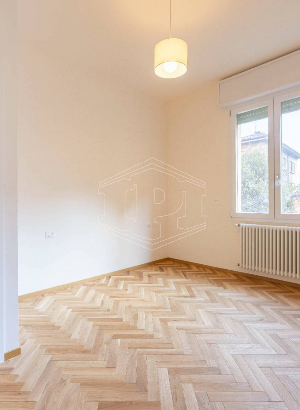 Monolocale pari al nuovo in Centro, Via Milazzo, Bologna (BO)