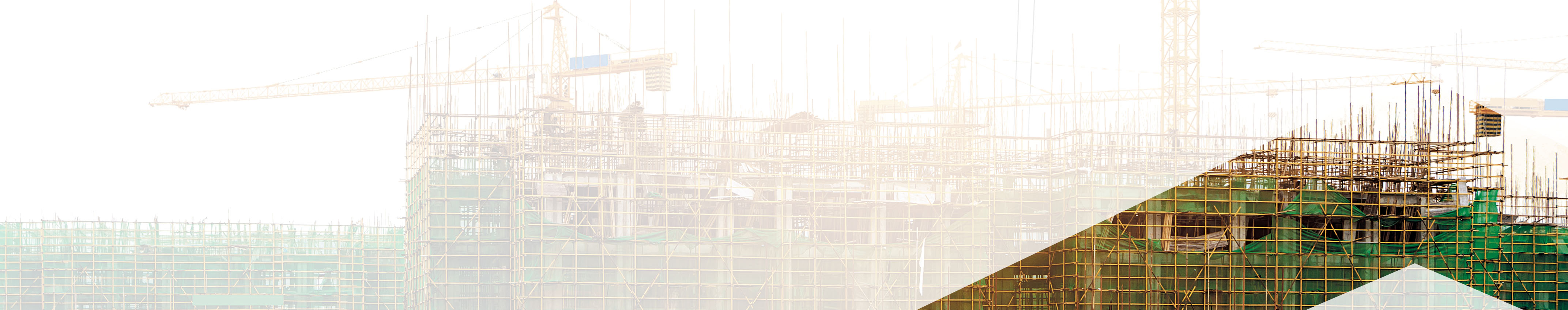 IPI immagine di un palazzo in costruzione con la gru e i ponteggi