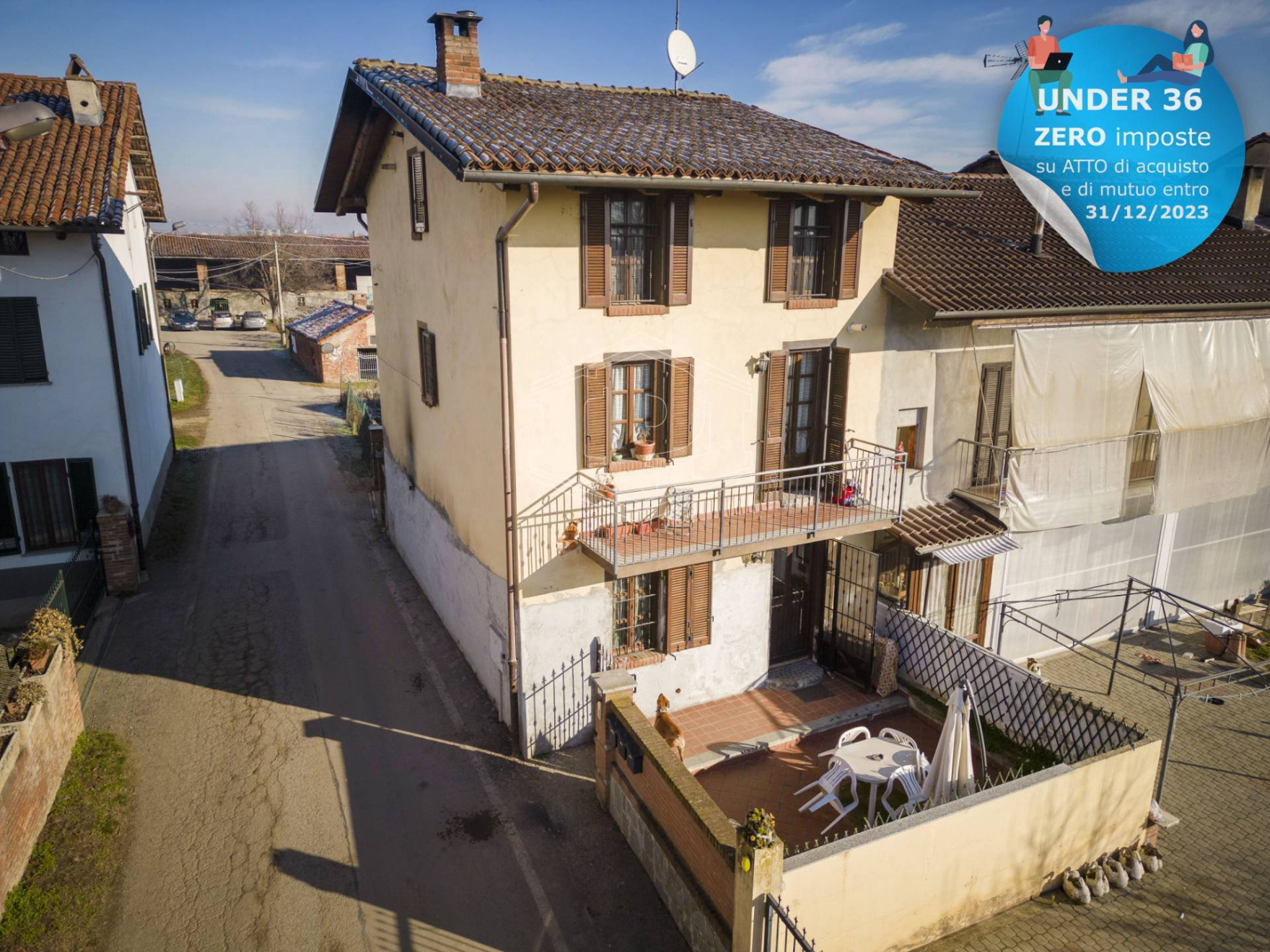 Casa semindipendente in Fraz. Tamagnone, Riva di Chieri (TO)