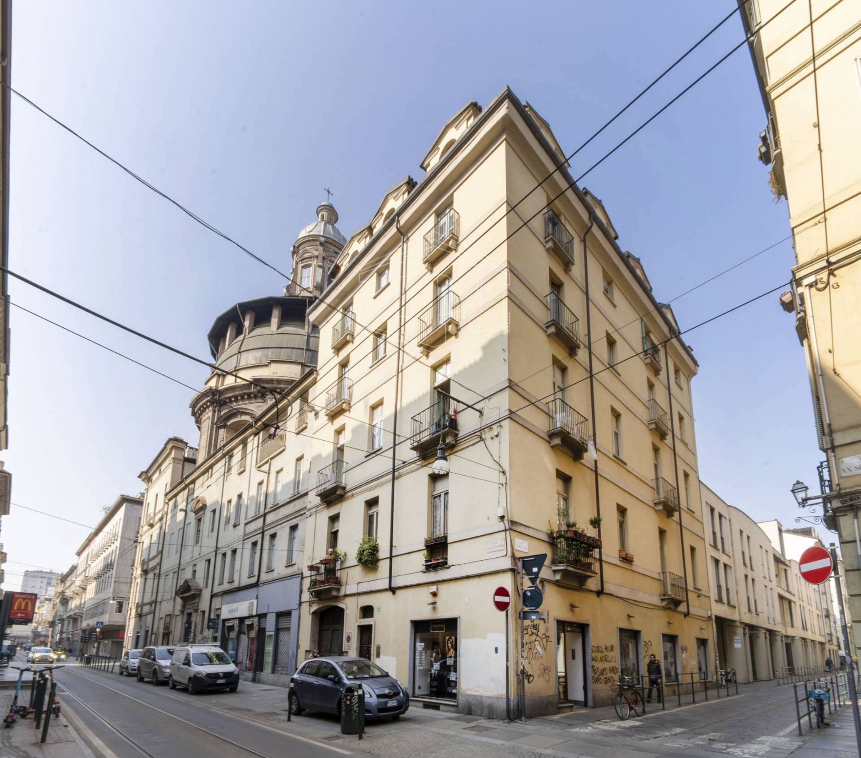 Monolocale con soppalco in Via XX Settembre (TO)