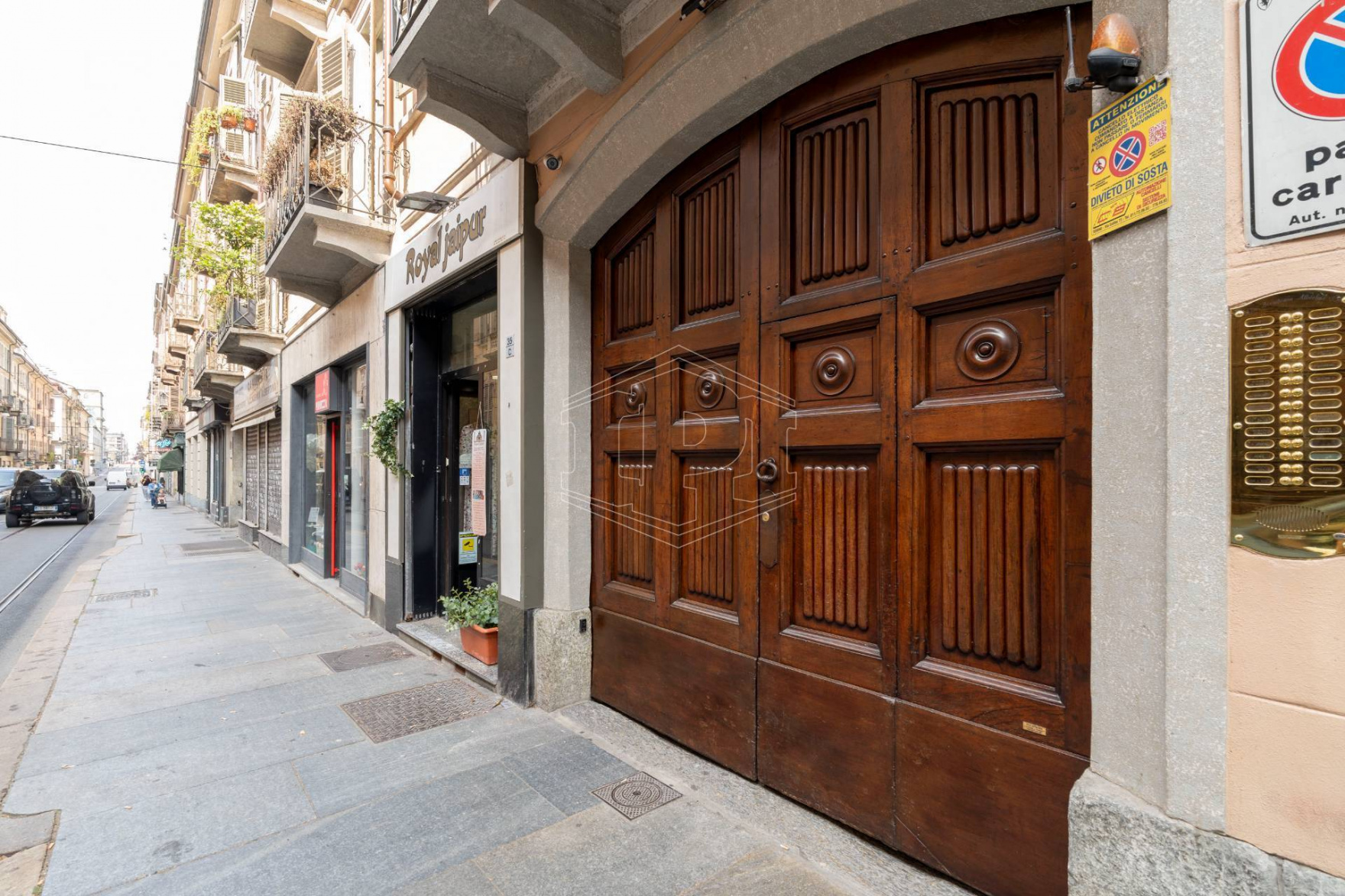 Bilocale arredato in Via Accademia Albertina (TO)