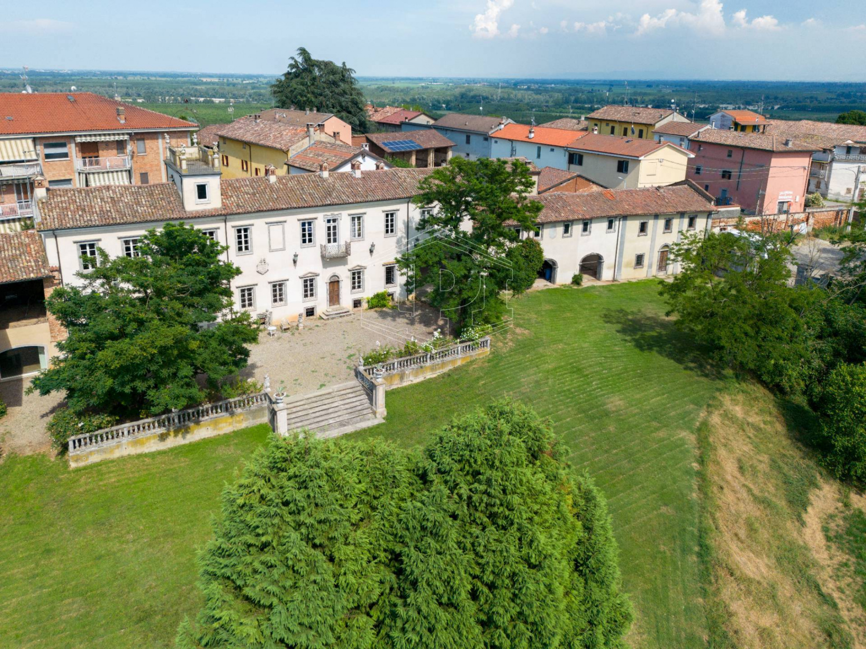 Villa d'epoca a Monte di Valenza (AL)