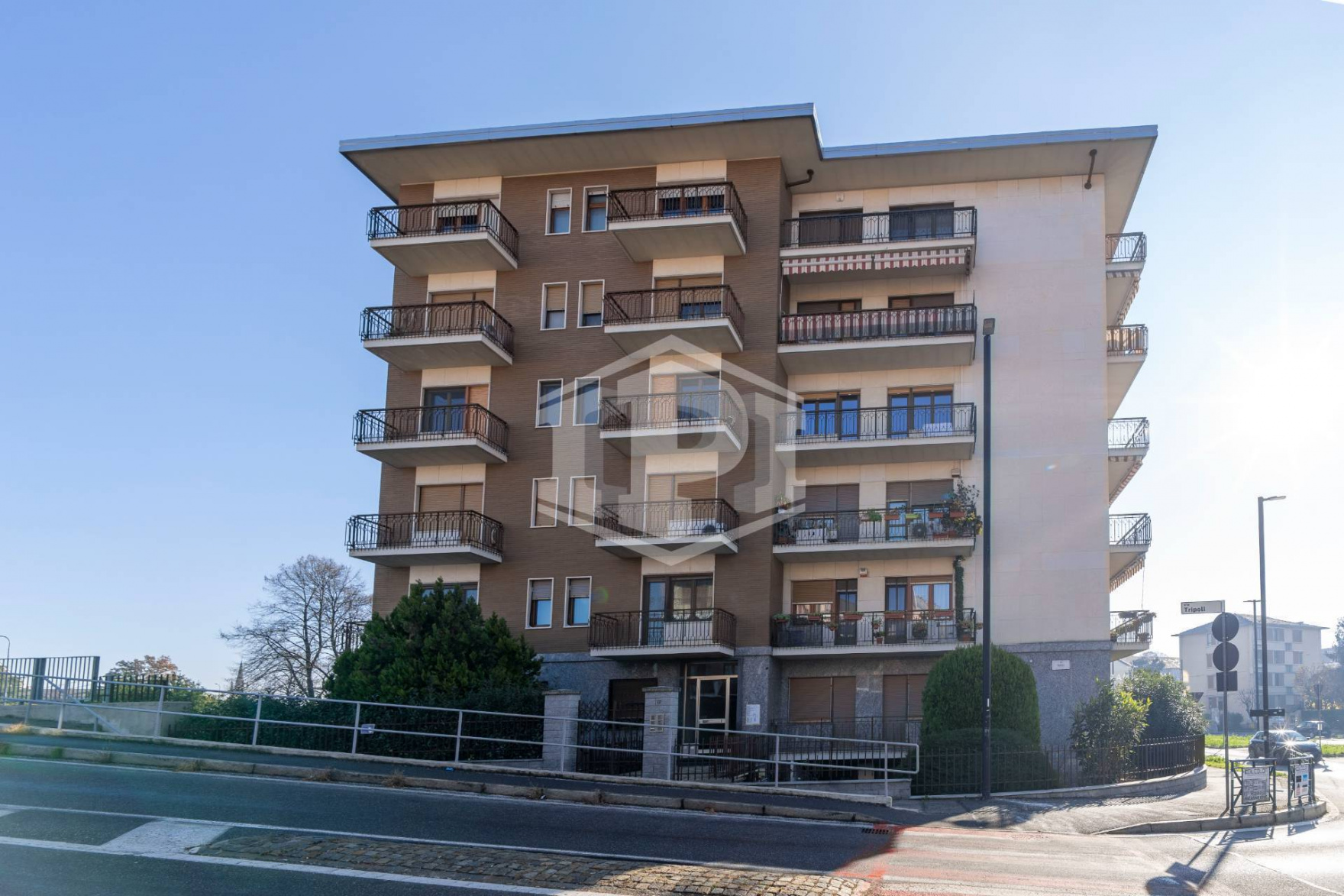 Multilocale in Via Tripoli, Venaria Reale (TO)