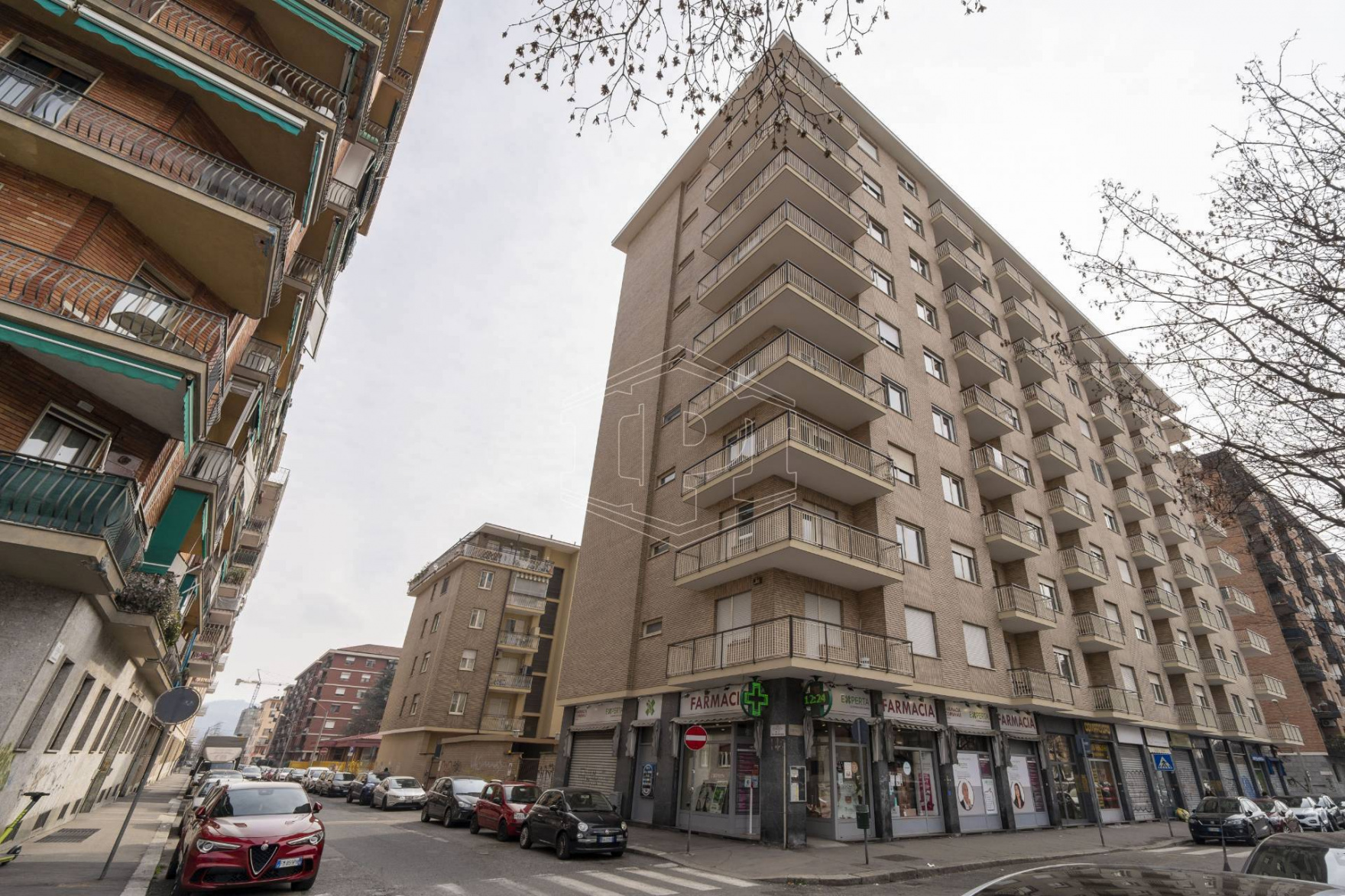 Negozi in Corso Corsica (TO)