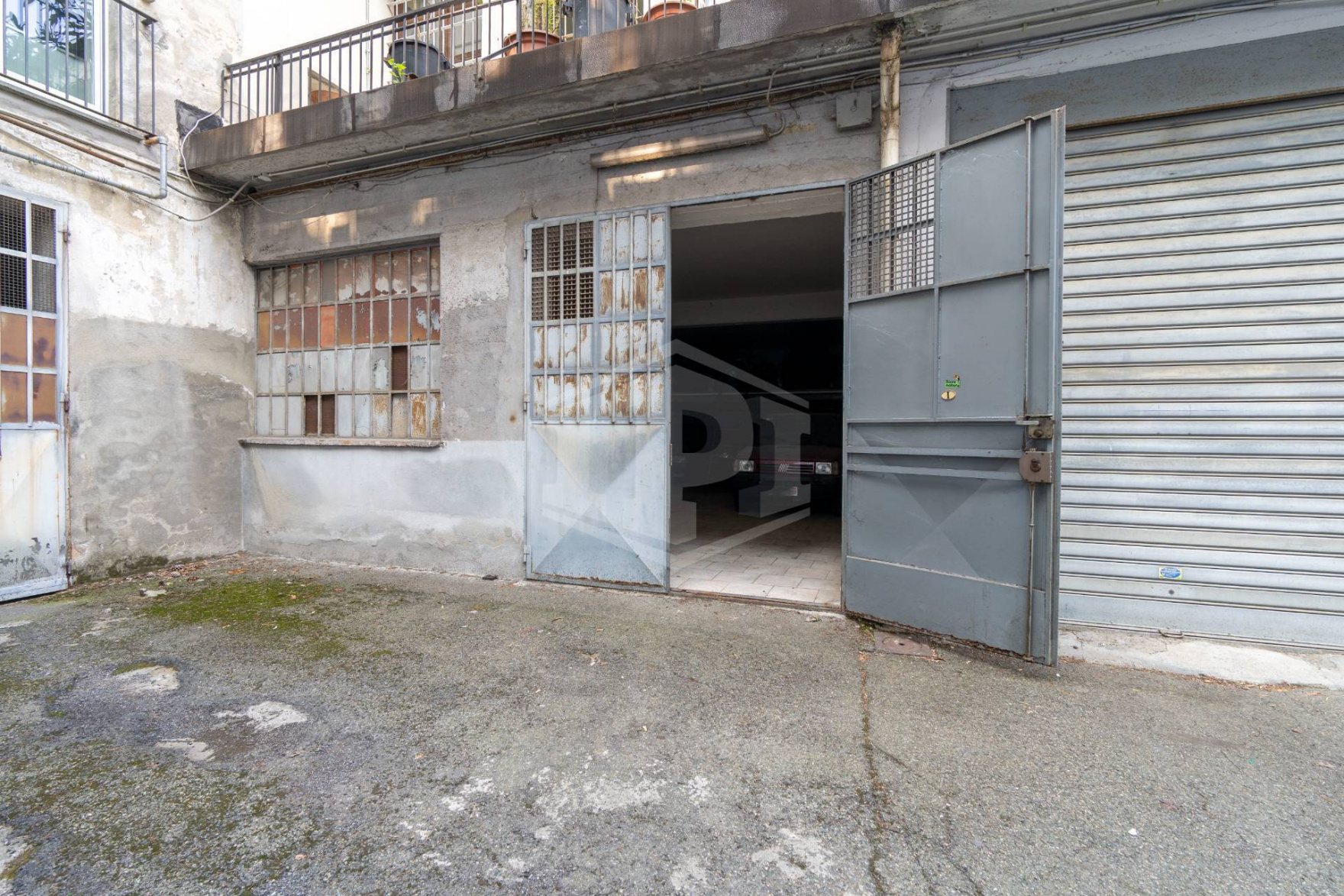 Magazzino in Corso San Maurizio, Torino (TO)
