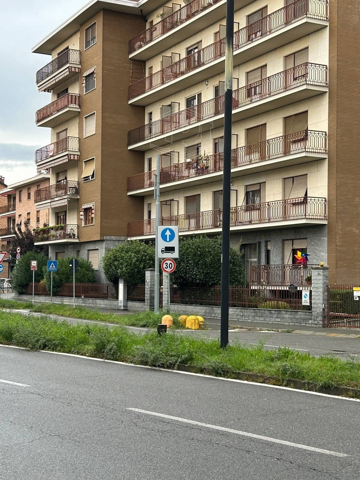 Ufficio in Via Tripoli, 17 - Venaria (TO)