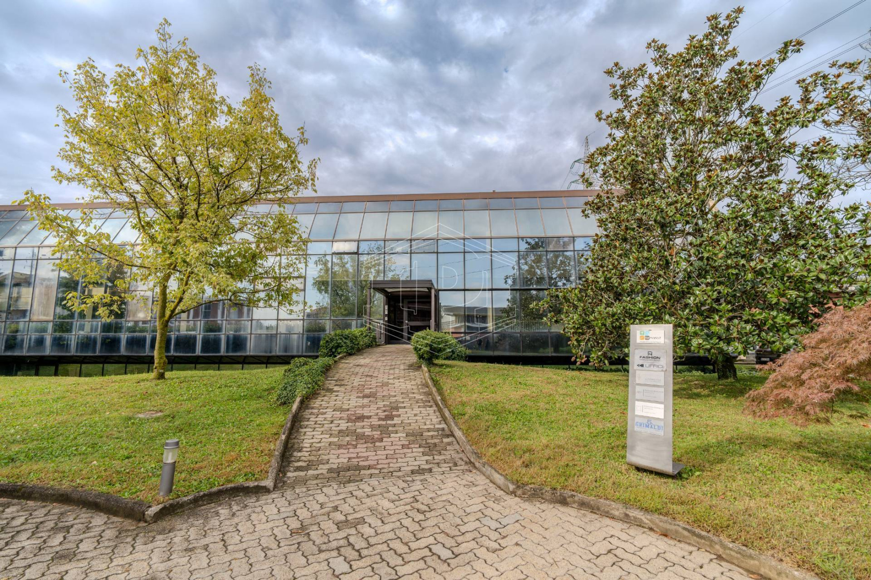 Edificio a reddito in Via Regio Parco, 108 Settimo Torinese (TO)