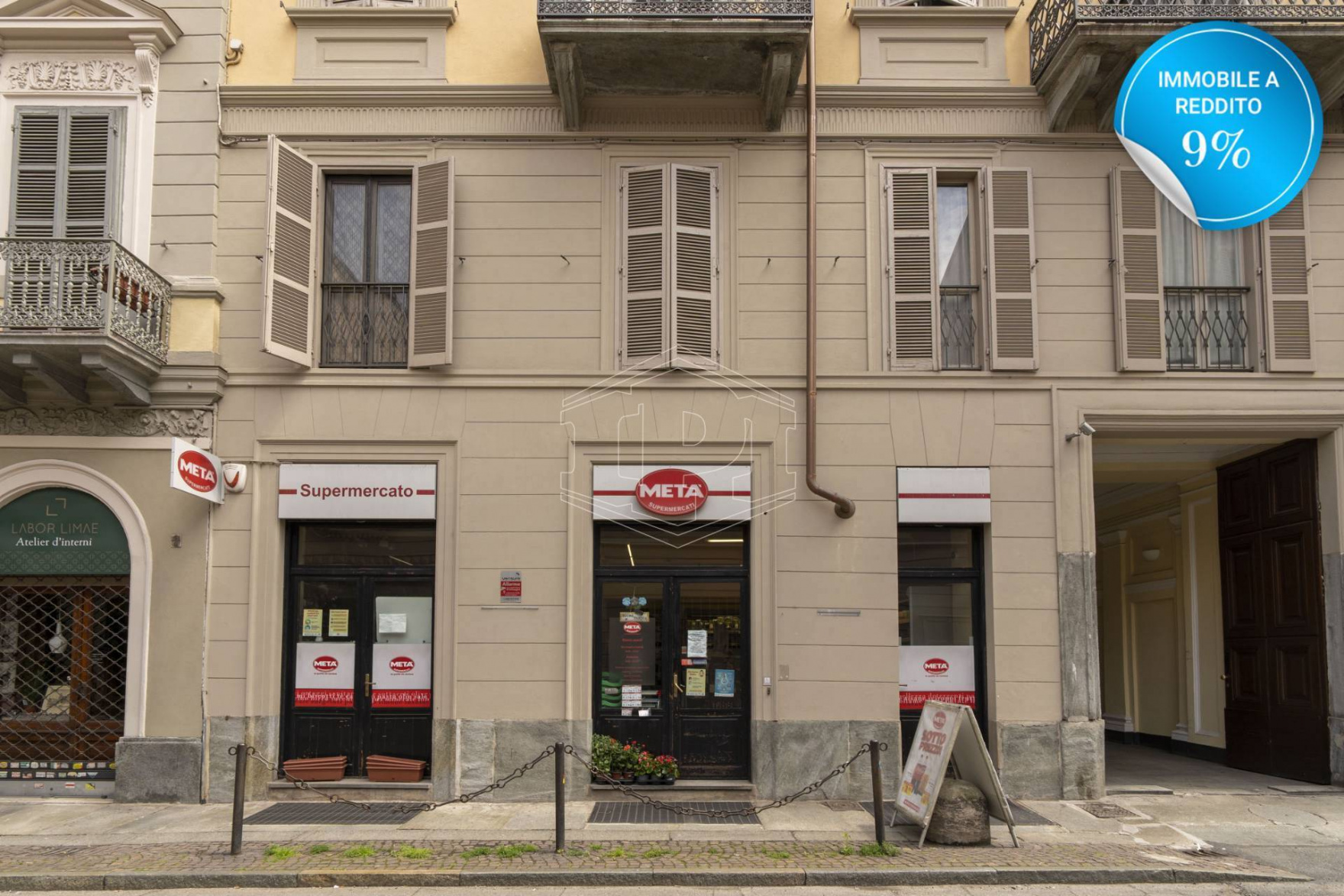 Locale commerciale a reddito
Via Fratelli Calandra 11
Torino