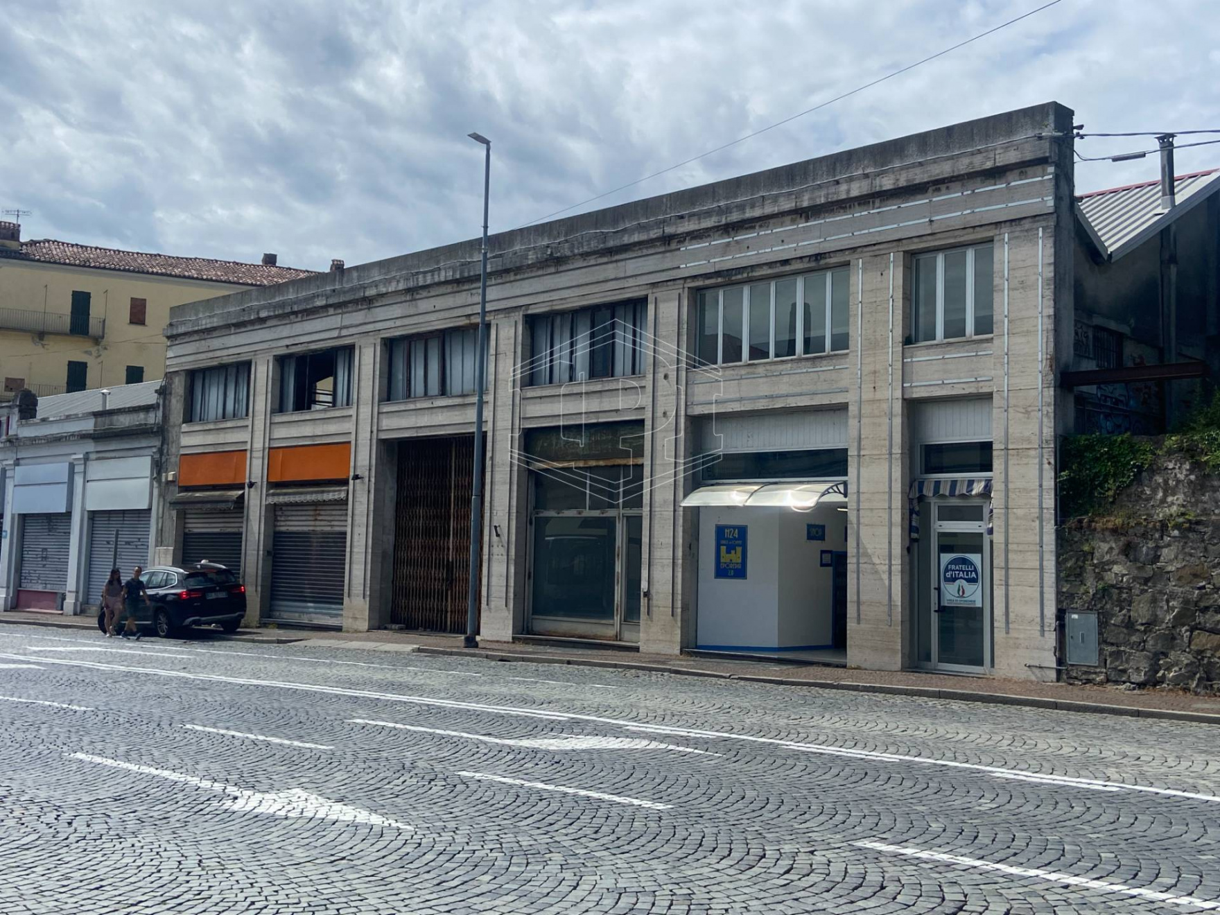 Locale commerciale in Corso Nigra 78 - Ivrea (TO)