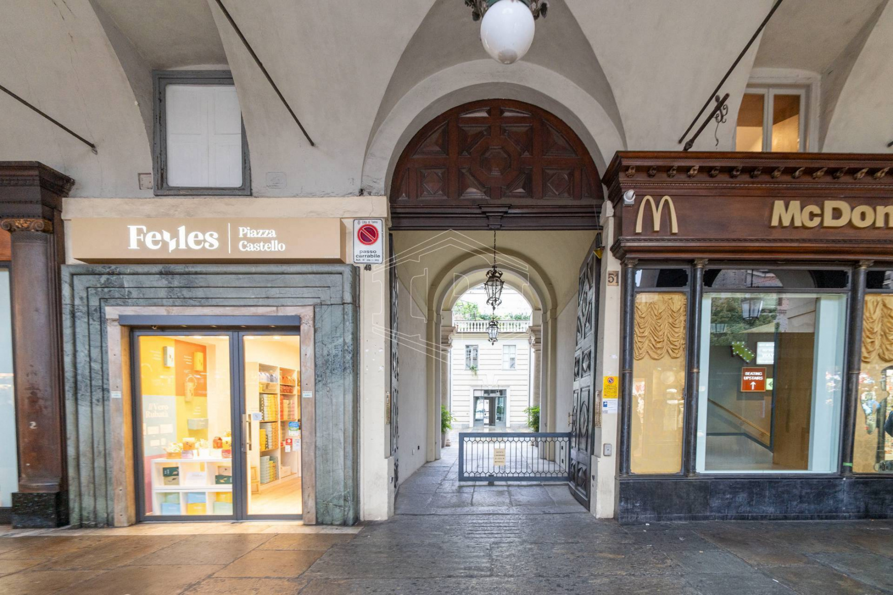 Ufficio in Piazza Castello, 51 - Torino