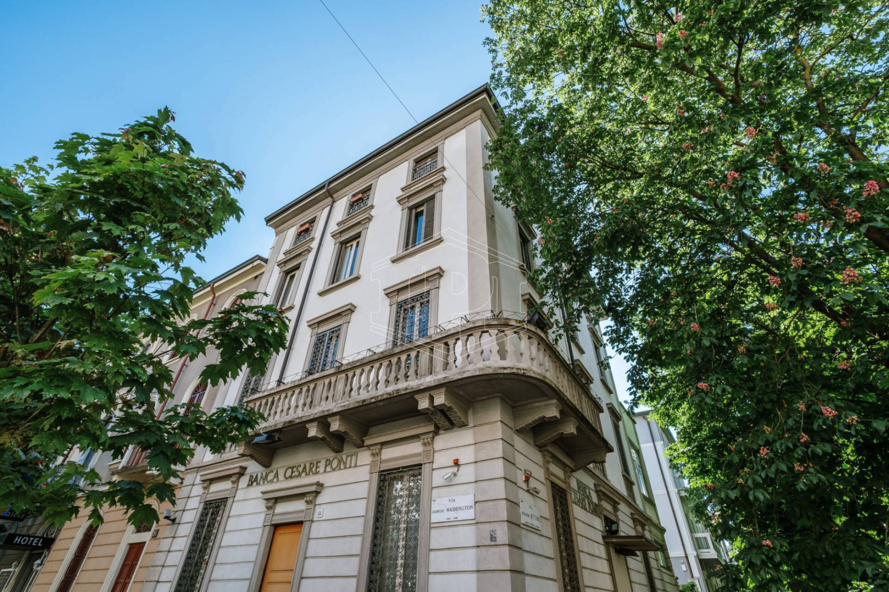 Villa in Via Washington 22 - Milano (MI)