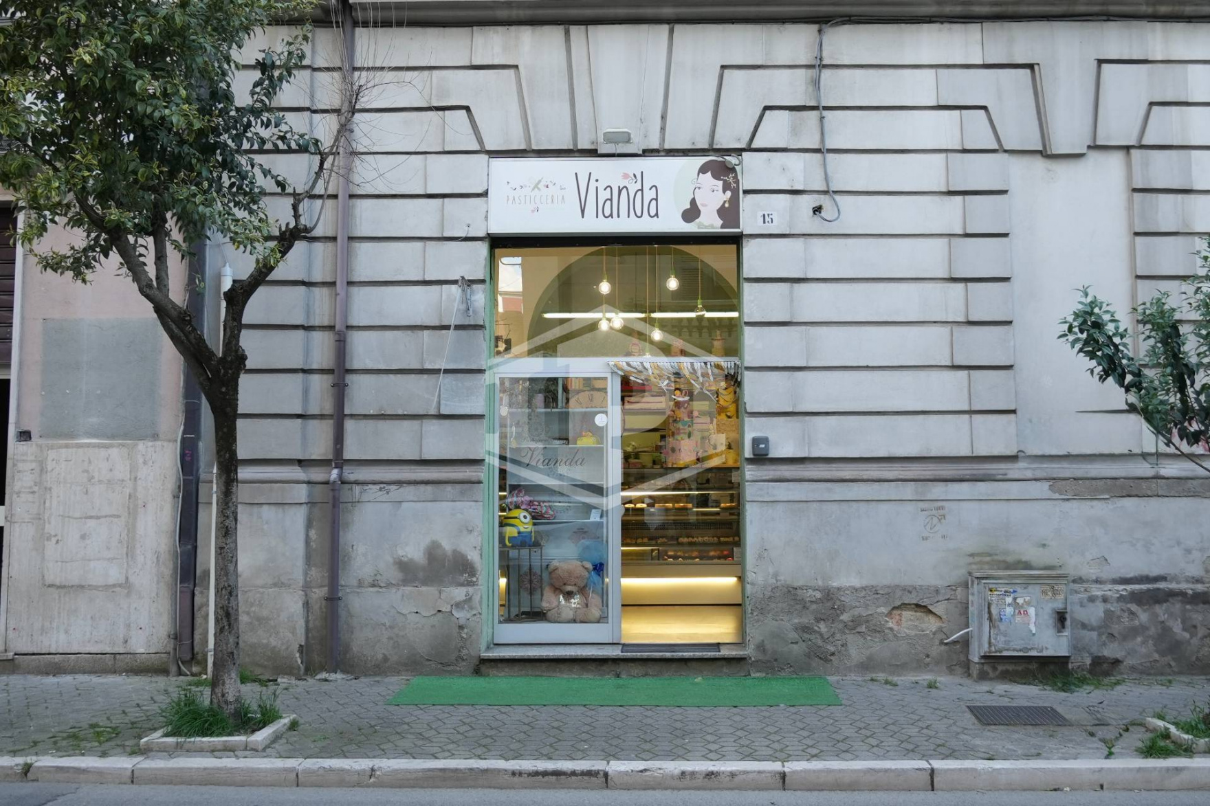Locale commerciale/negozio in Via Monte Santo 15 - Cosenza (CS)