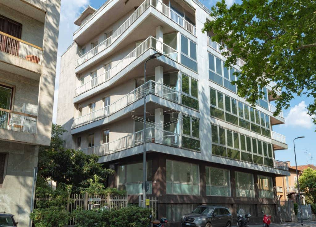 Ufficio in Viale Lunigiana 40 - Milano (MI)