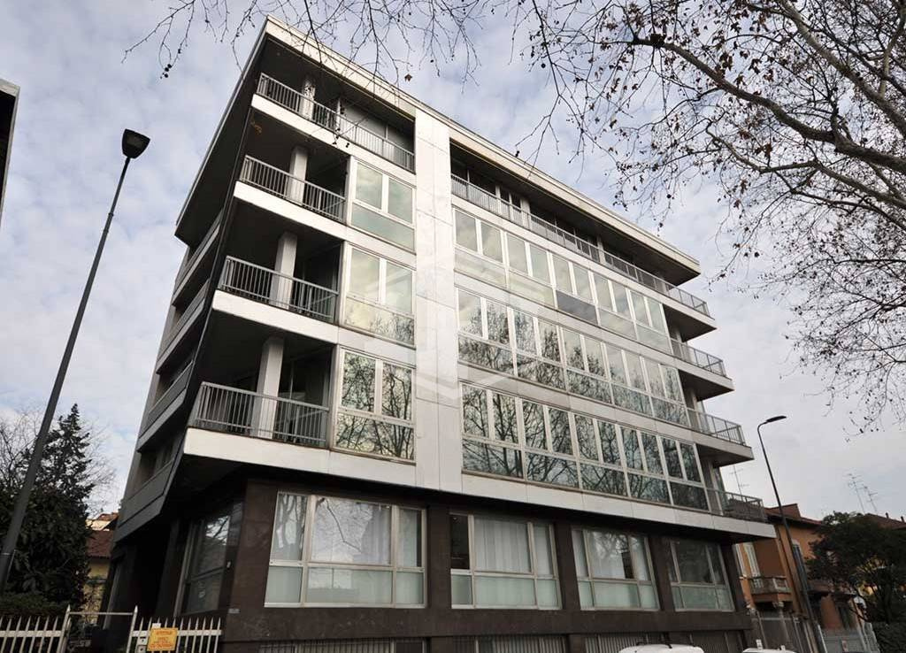 Ufficio in Viale Lunigiana 40 - Milano (MI)