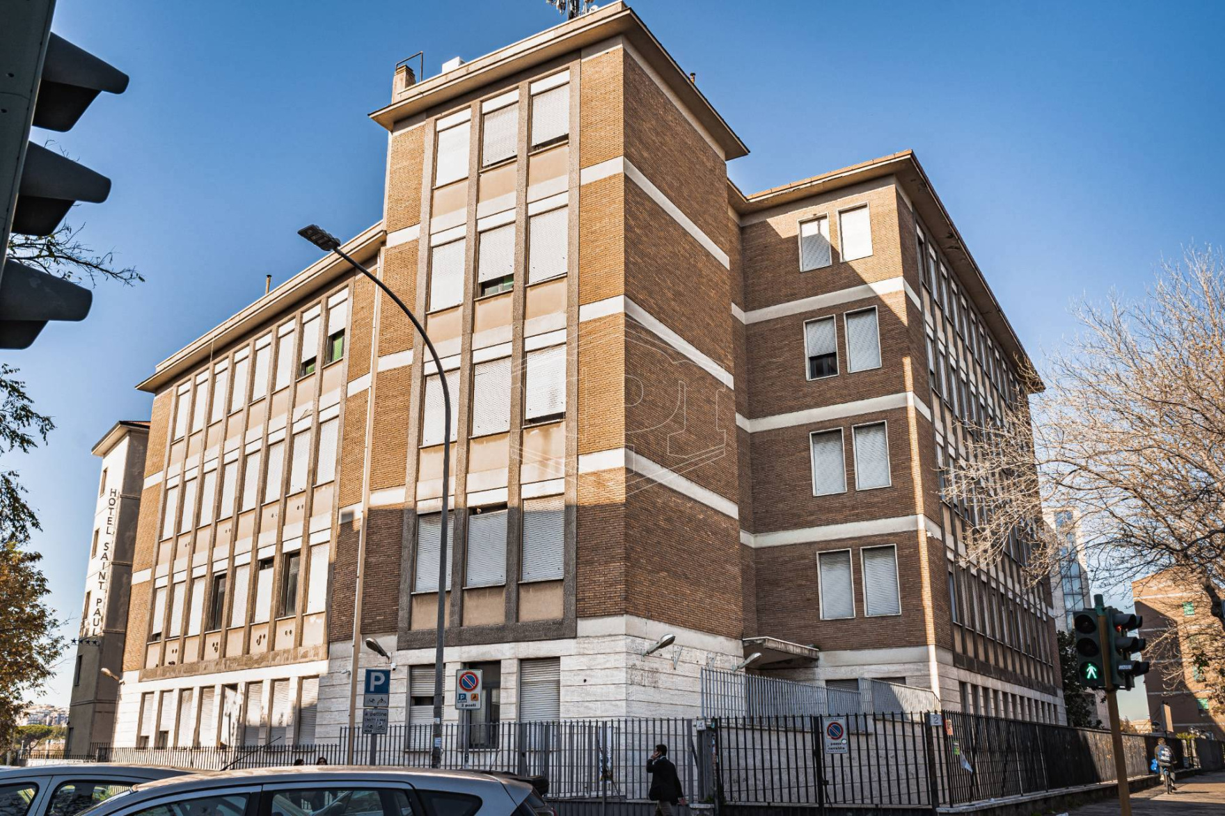Edificio in Via Corrado Segre - Roma (RM)