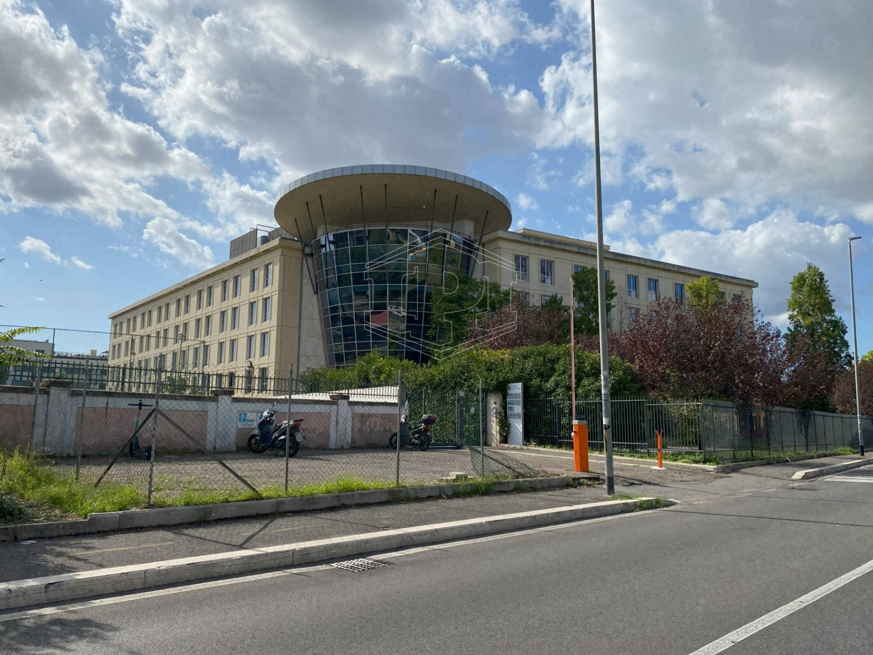 EUR-MARCONI Ufficio in locazione Lungotevere Gassman - Roma (RM)