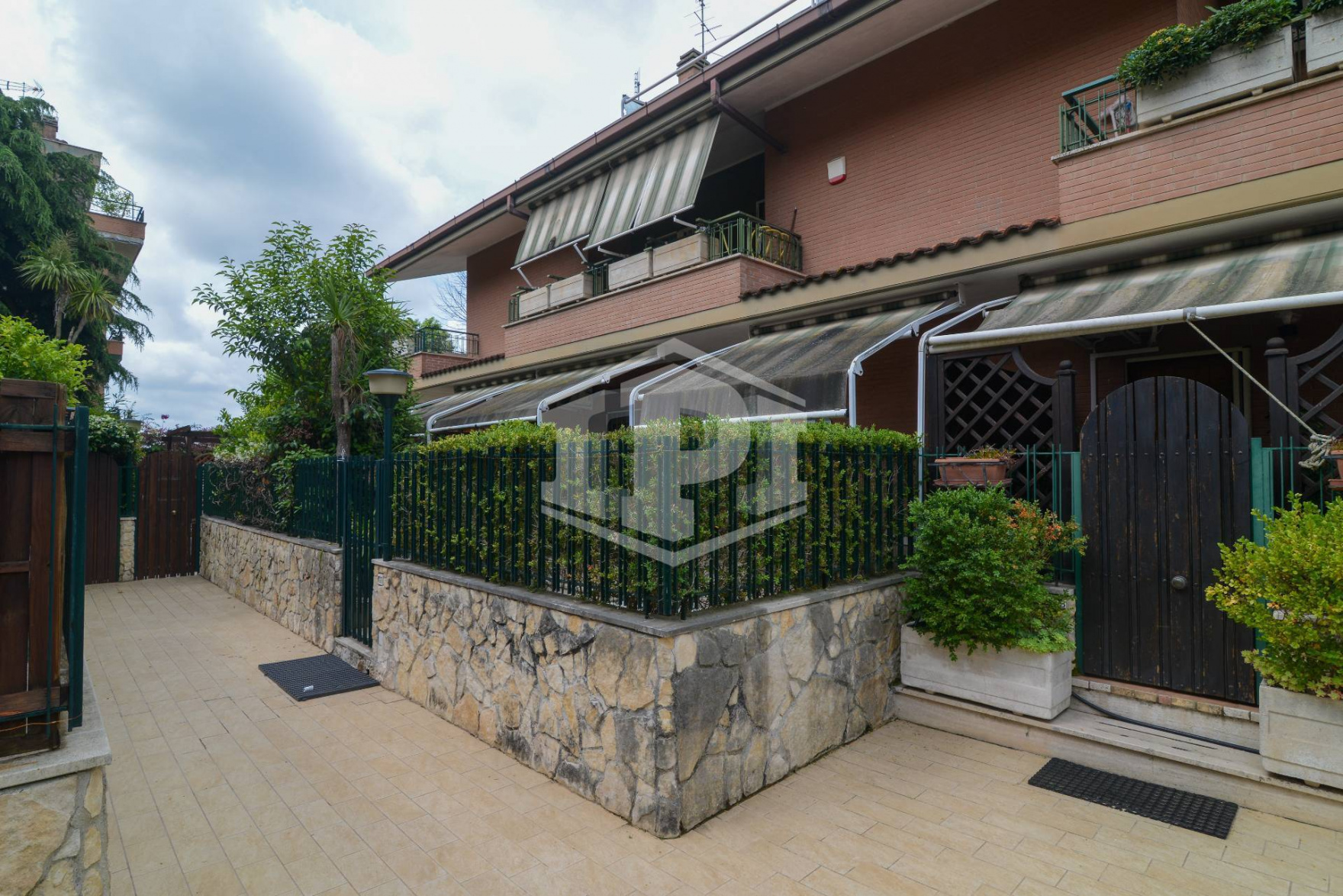 CASALOTTI - Villino in vendita - Via Cortemilia (RM)