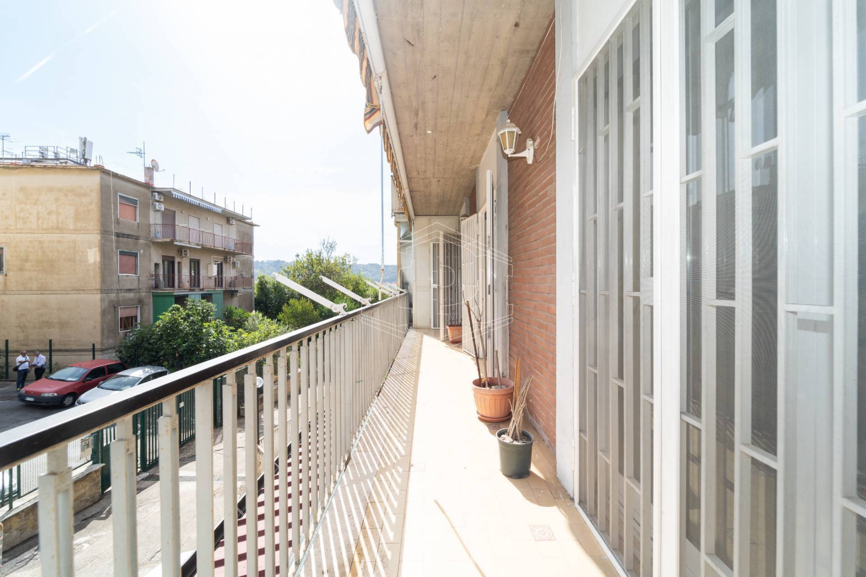 5 locali in Via Marcello Candia 10, Napoli (NA)