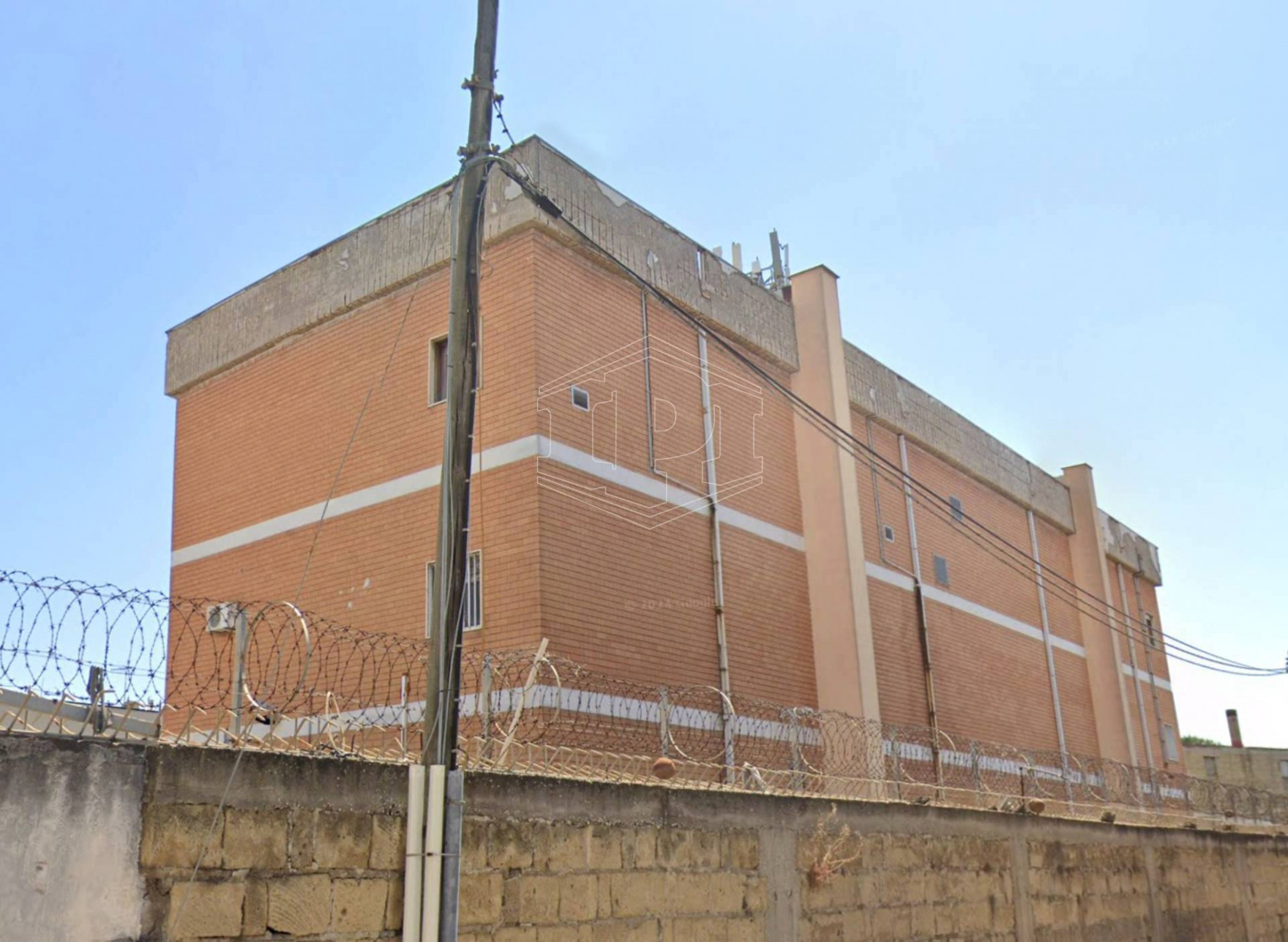 Edificio a reddito/Centralina in Via Benedetto Croce 17, Giugliano in Campania (NA)