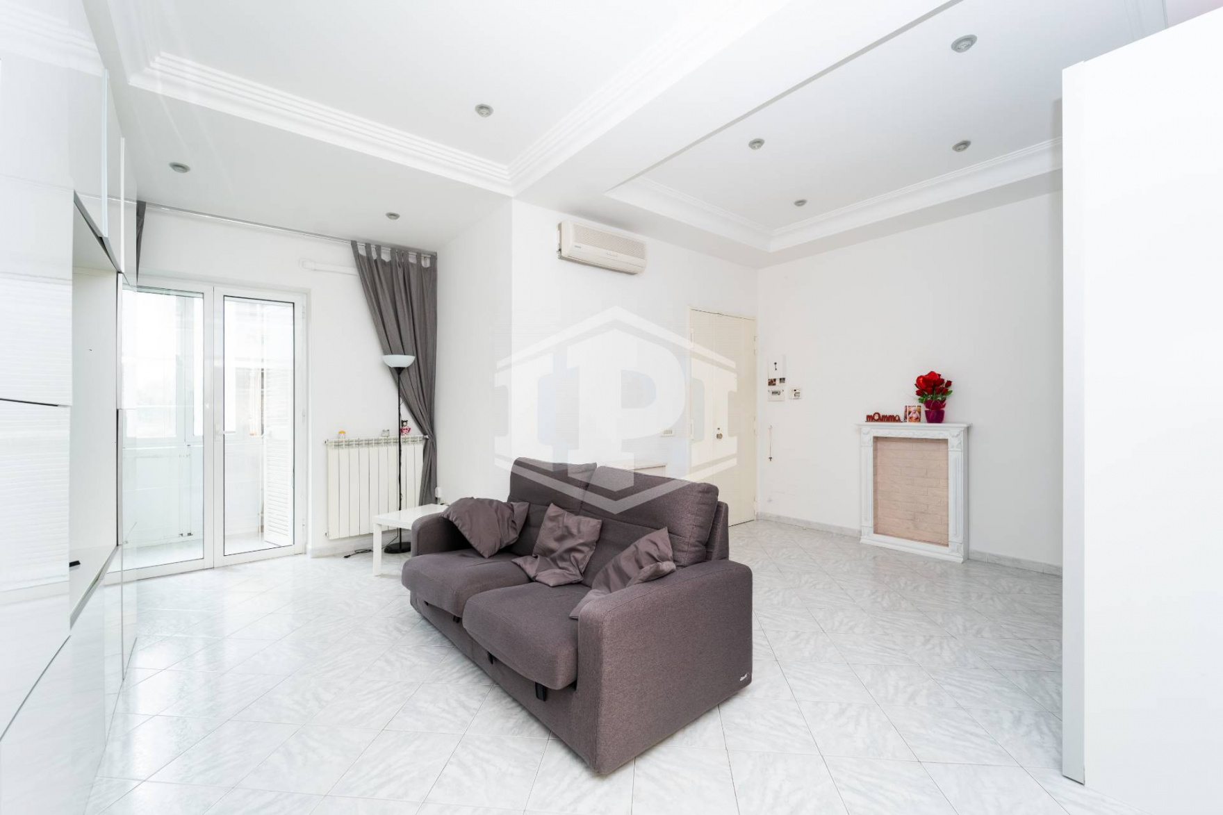 Quadrilocale in Via Terracina 127, Napoli (NA)