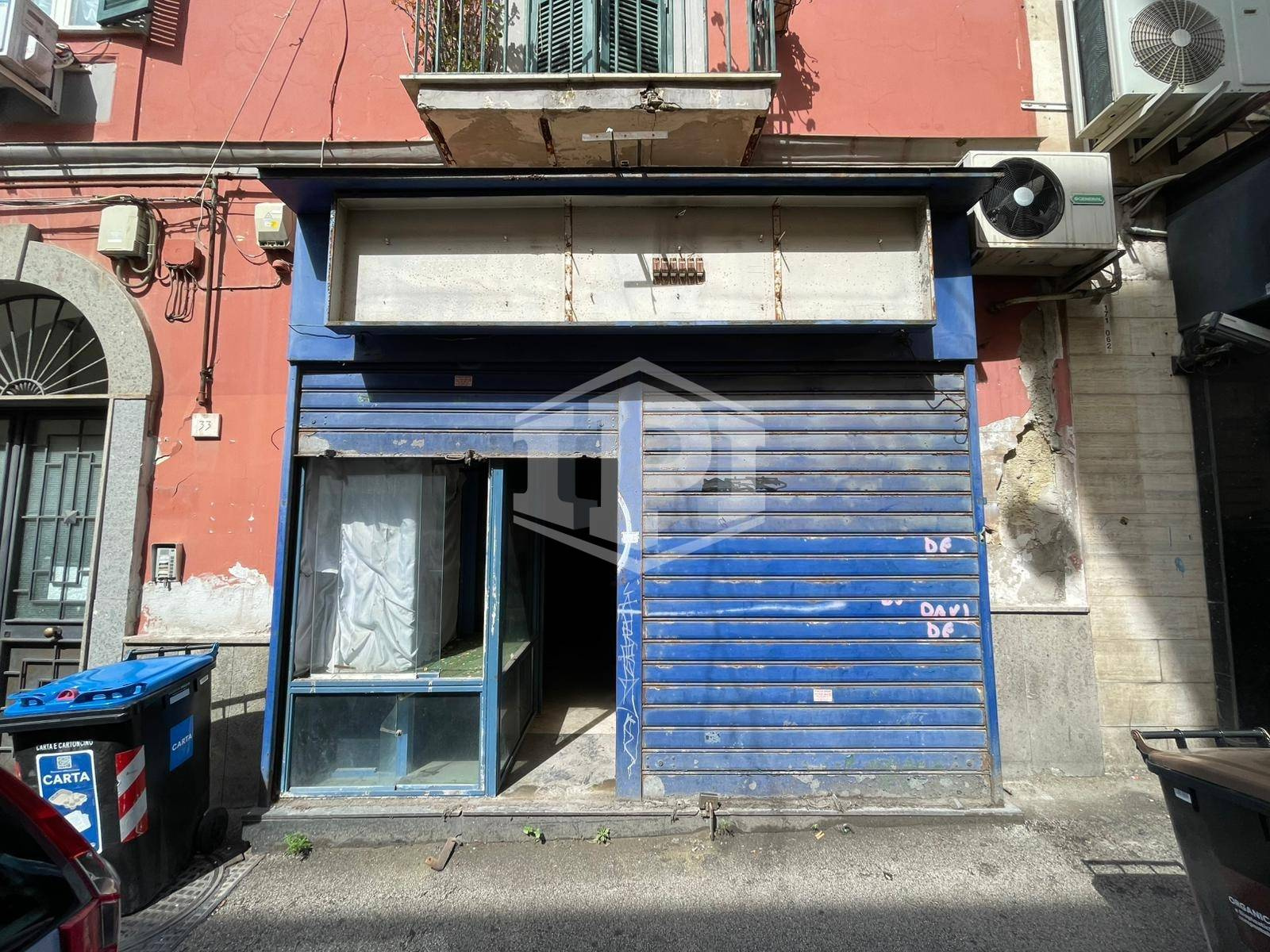 Locale in Via G. Giusso 35, Napoli (NA)