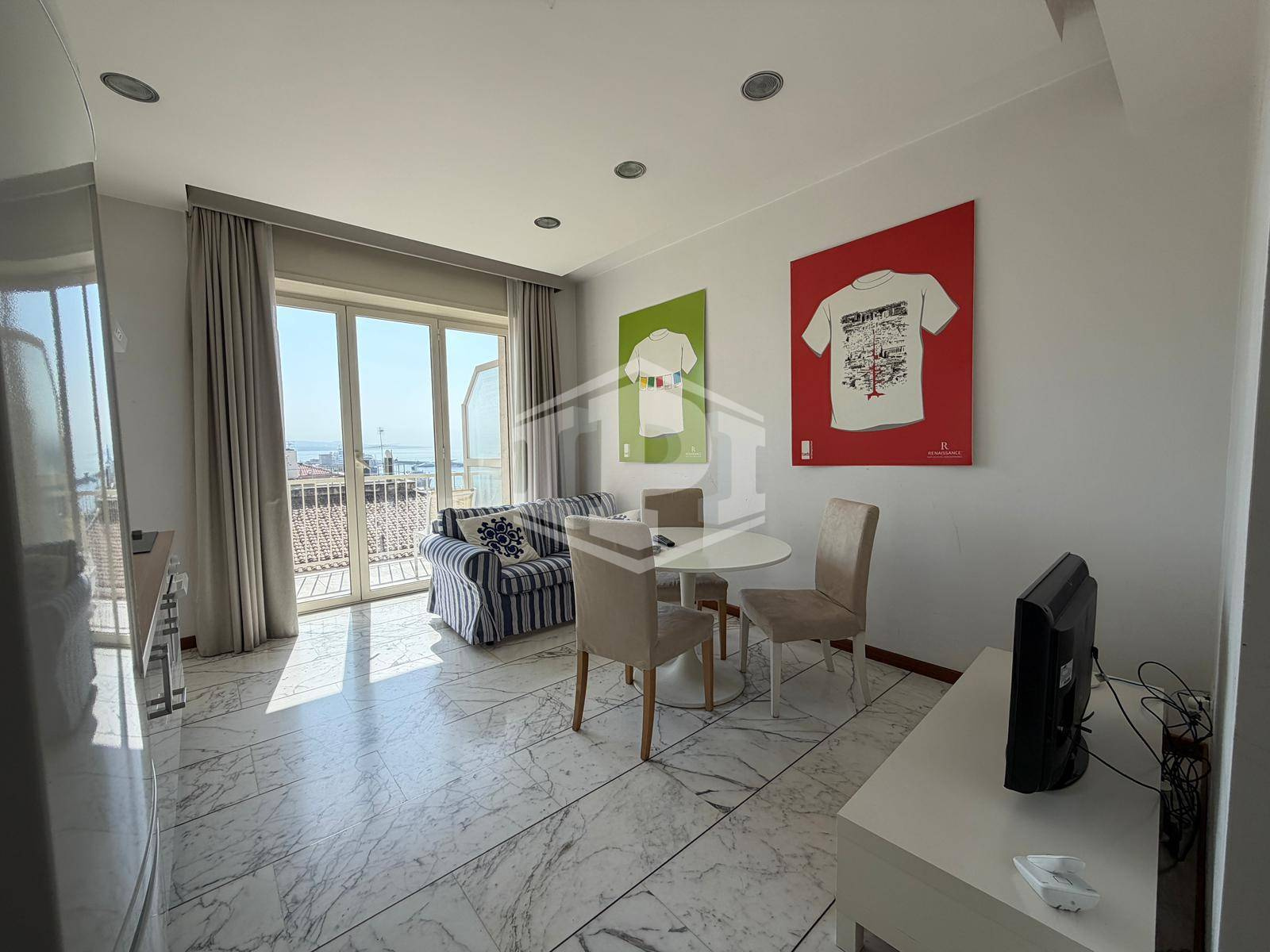 Bifocale uso transitorio in Via San Giacomo 32, Napoli (NA)