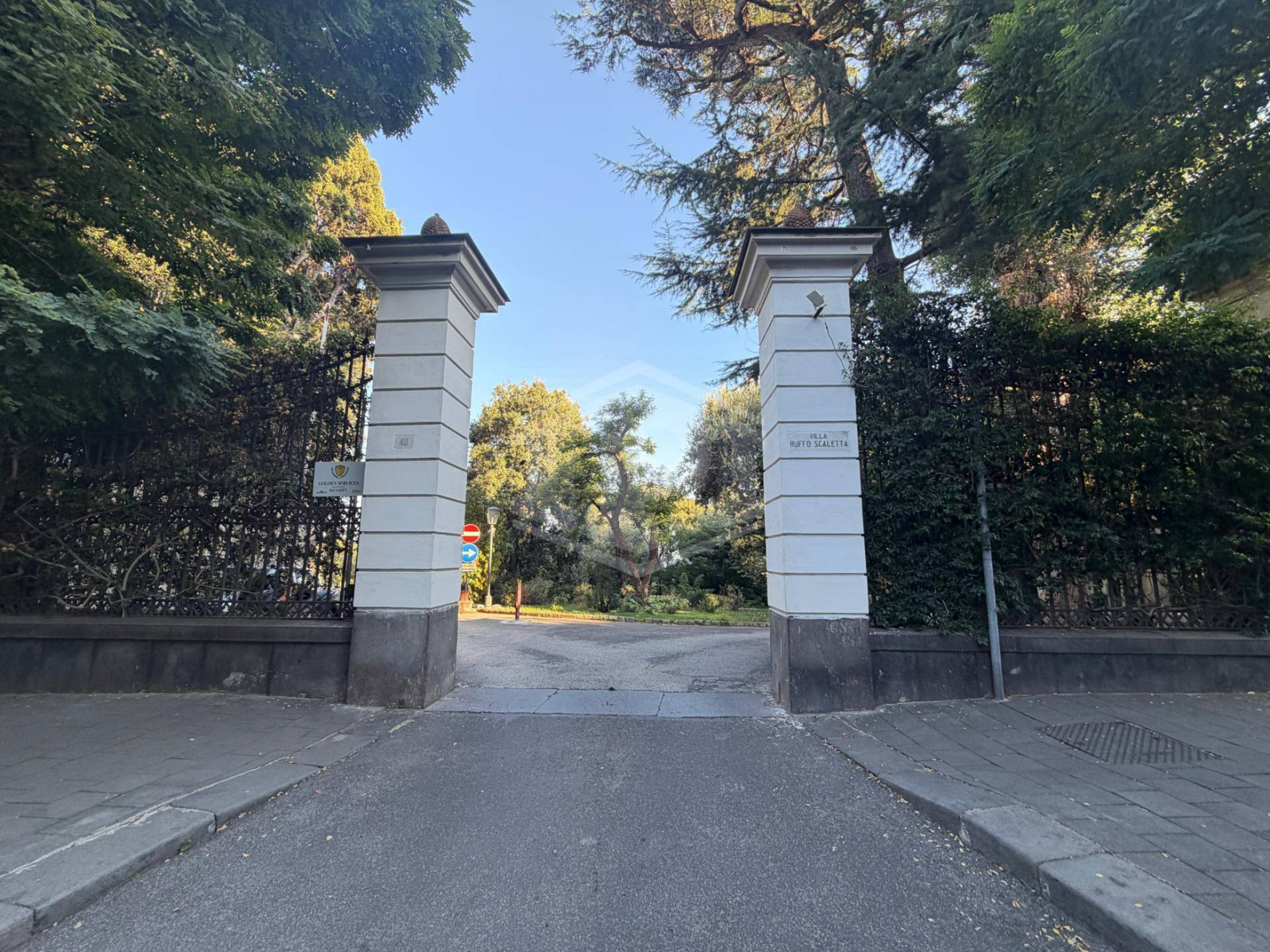 Trilocale in Via Posillipo "Villa Ruffo", Napoli (NA)