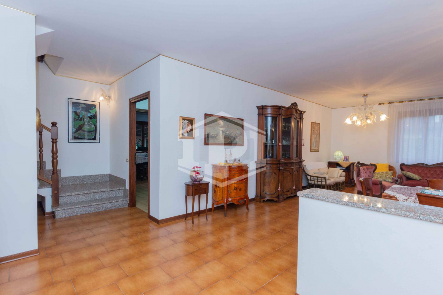 Stra - porzione di bifamiliare con giadino