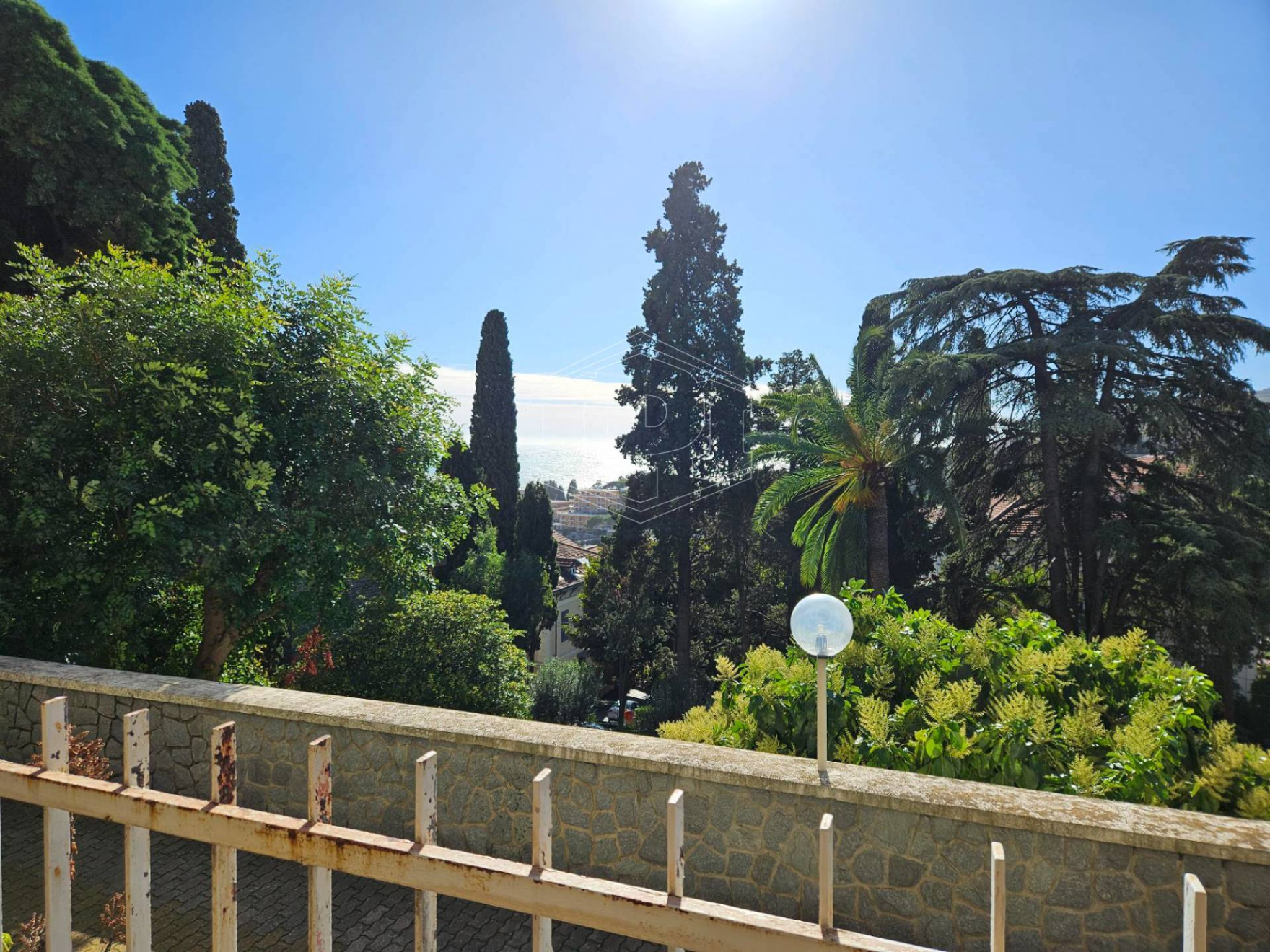 Appartamento, Via degli Inglesi, Sanremo (IM)