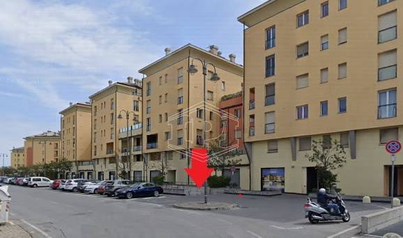 Box, Via Luigi Cibrario, Genova (GE)