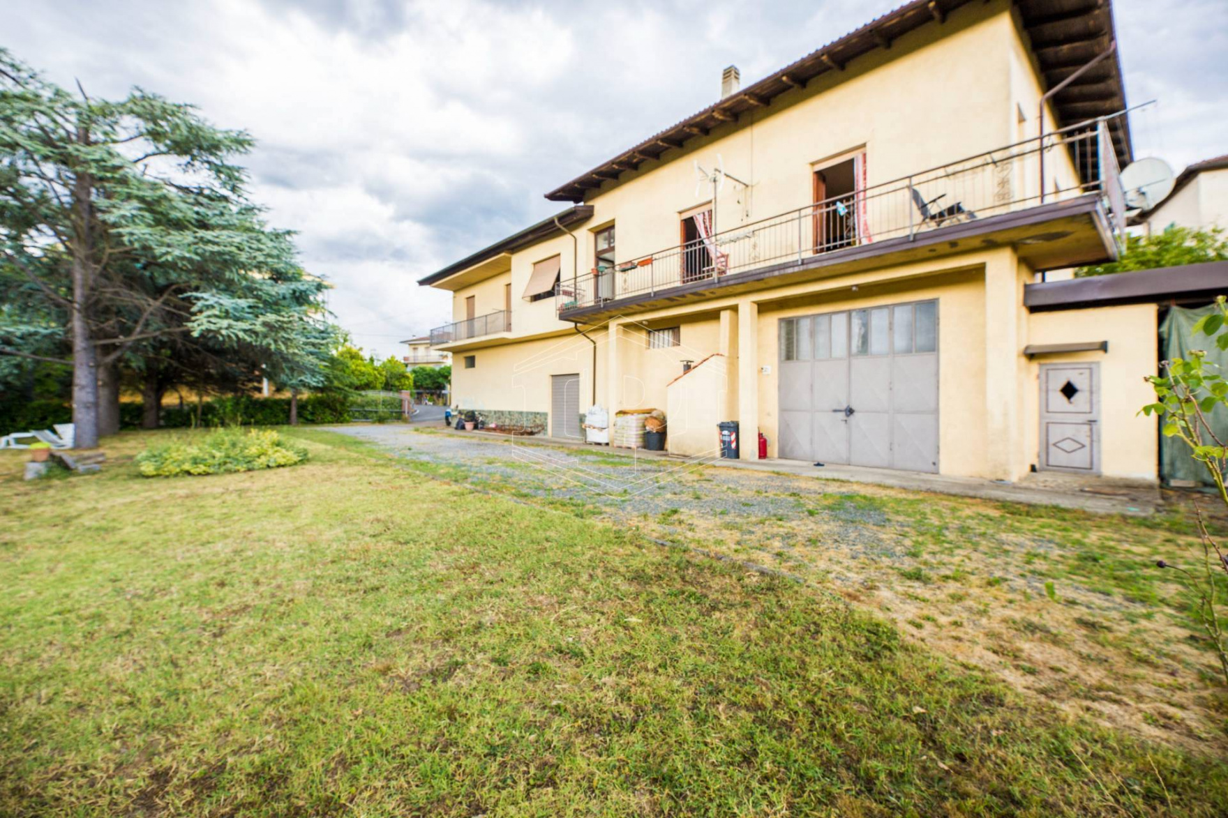 Casa semi-indipendente, Via Martiri della Benedicta, Casaleggio Boiro (AL)