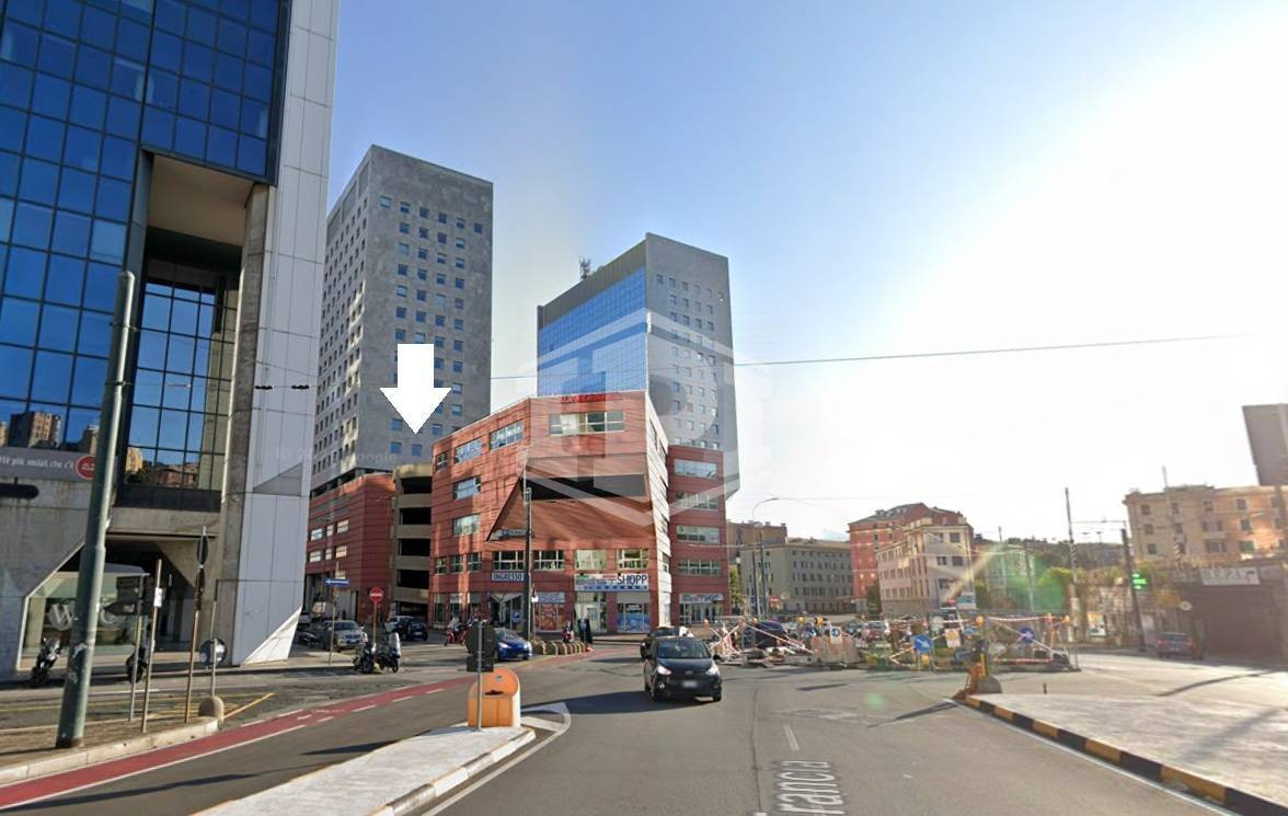 Posti auto, Via Di Francia, Genova, GE