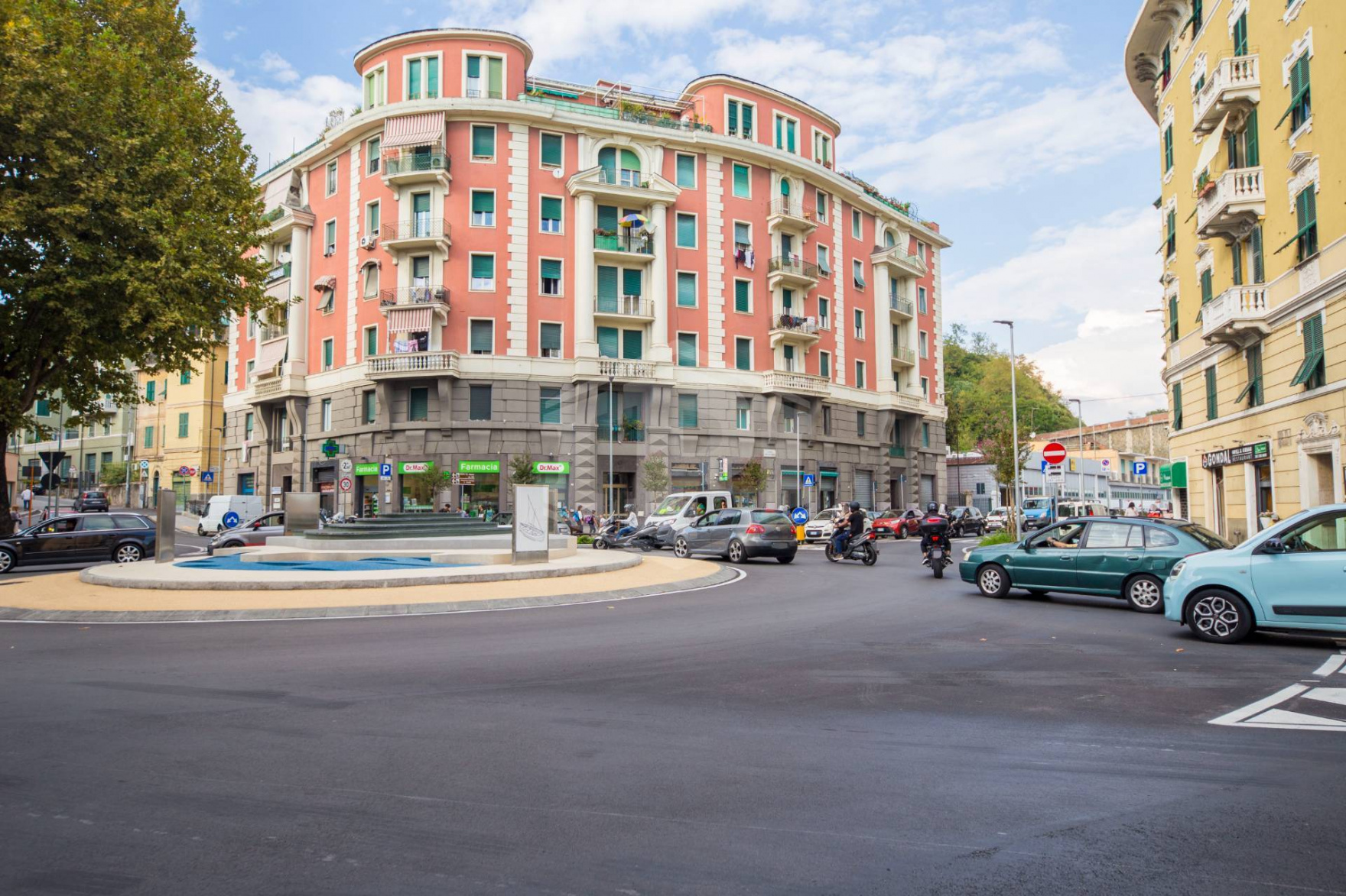 Appartamento, Piazza Massena, Genova, GE