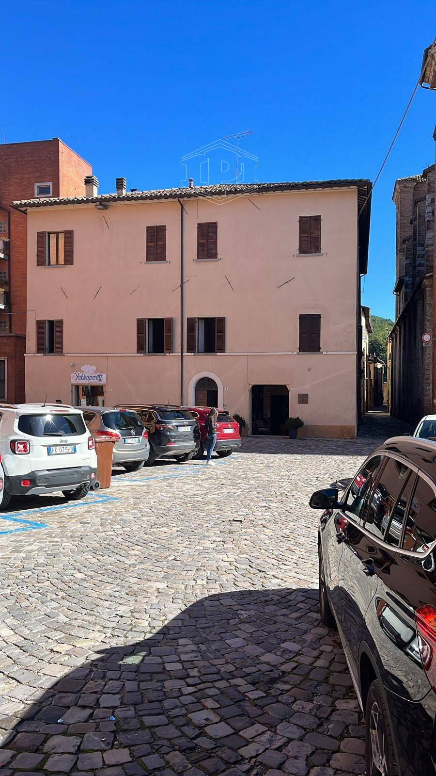 Intera Palazzina in Centro a Urbania (PU)