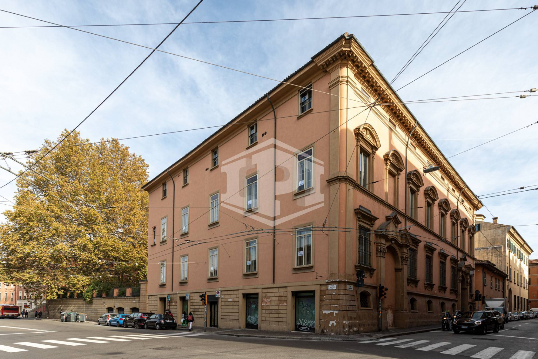 Trilocale di pregio in pieno Centro, Via Barberia, Bologna (BO)