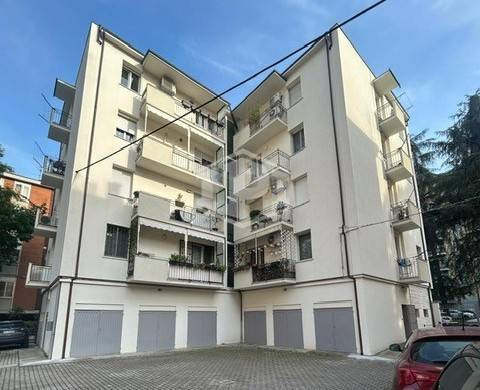 Appartamento ristrutturato, Piazza Caduti di San Ruffillo, Bologna (BO)