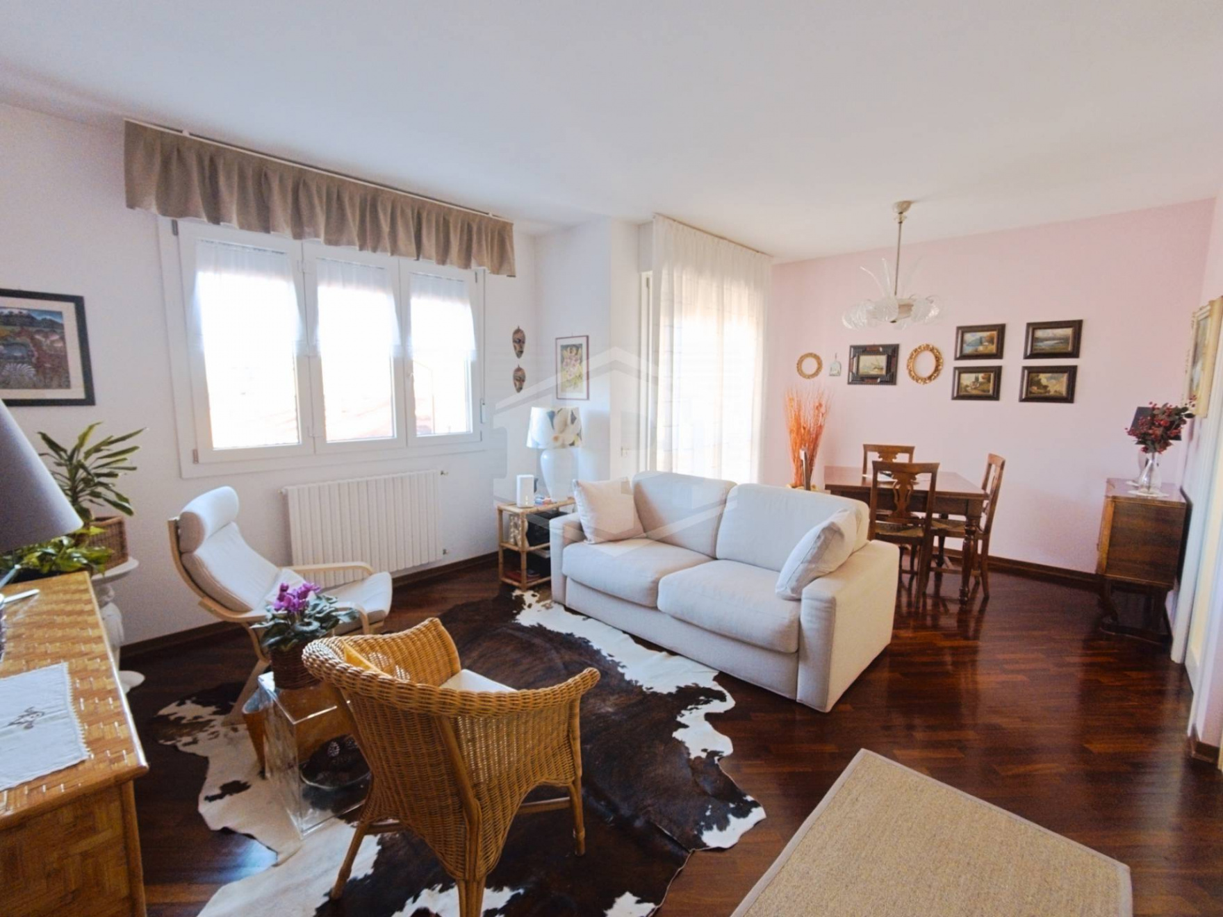 Appartamento ultimo piano con sottotetto, in Santa Viola via Emilia Ponente, Bologna (BO)