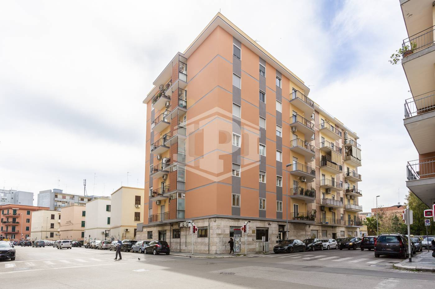 Unità immobiliare sita in Via F.sco Campione 41/43A/45A - Bari (BA)