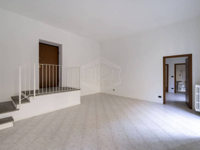Pentalocale bi-livello in Via Verdi (TO) - Piano 1°