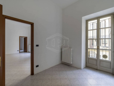 Pentalocale bi-livello in Via Verdi (TO) - Piano 1°