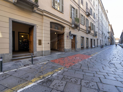 Pentalocale bi-livello in Via Verdi (TO) - Piano 1°