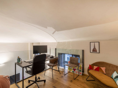 Bilocale in Palazzo Lagrange , Piazza Carlo Felice (TO)