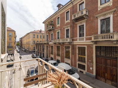 Trilocale arredato in Via Del Carmine (TO)