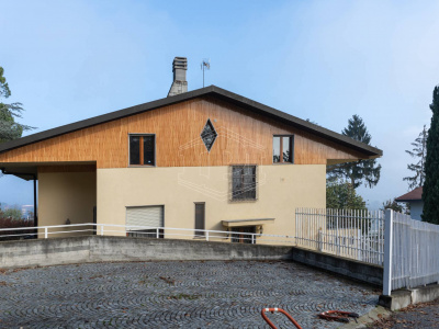 Pentalocale in Via Monterotondo, Pino Torinese (TO)