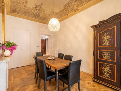 Appartamento bilivello in Via San Francesco d'Assisi (TO)