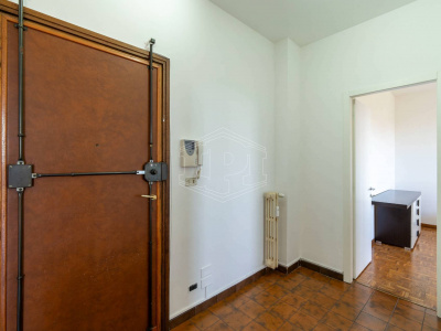 Bilocale arredato in Corso Cincinnato (TO)