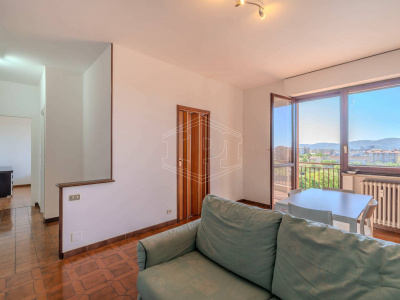 Bilocale arredato in Corso Cincinnato (TO)