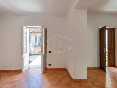 Trilocale bilivello in Via Vittorio Emanuele II, Chieri (TO)